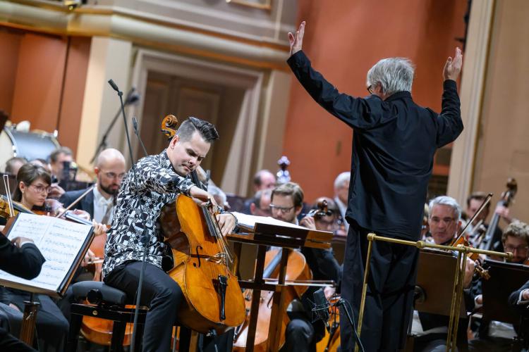 Dvořákova Praha 2024 - koncert 19/9/2024 - Česká filharmonie, I. Metzmacher, V. Petr