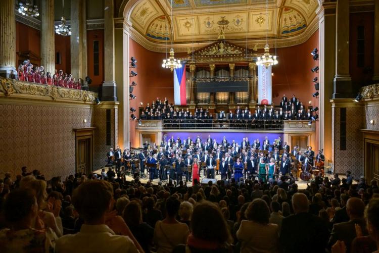 Dvořákova Praha 2024 - koncert 10/9/2024 - Symfonický orchestr hl. m. Prahy FOK, T. Brauner, Pražský filharmonický sbor, L. Kozubík