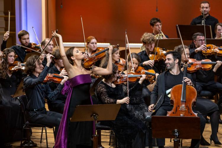 Dvořákova Praha 2024 - Závěrečný koncert 24/9/2024 - Česká studentská filharmonie, I. Metzmacher, A. Conunova, P. Ferrández, D. Shishkin