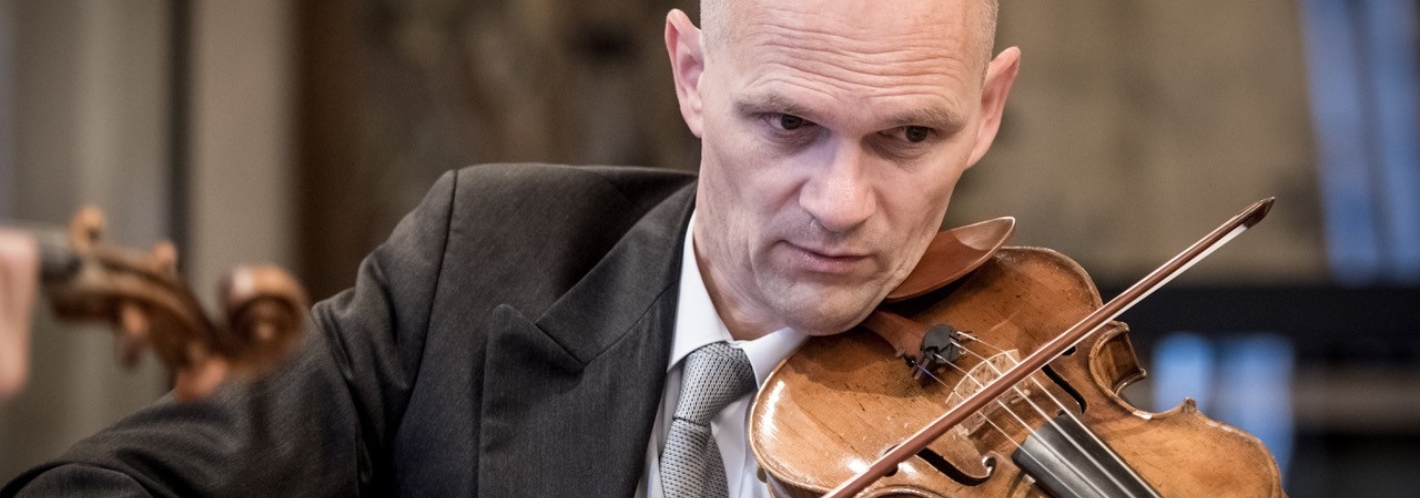 Prof. Martin Kubik - violin